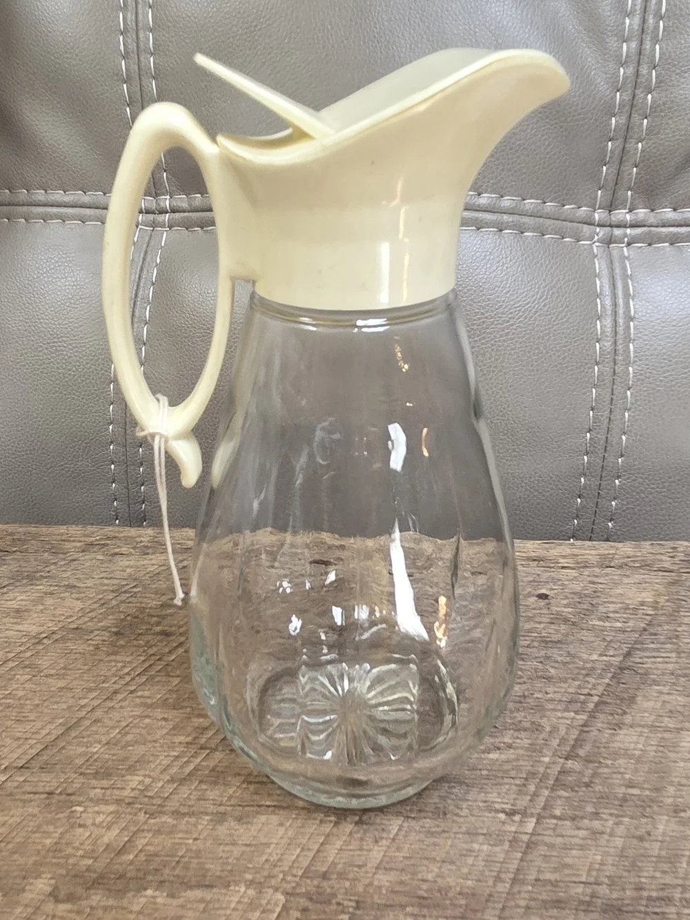 Vintage 60's Anchor Hocking Syrup Dispenser w/ cream plastic top ~ Bin Q